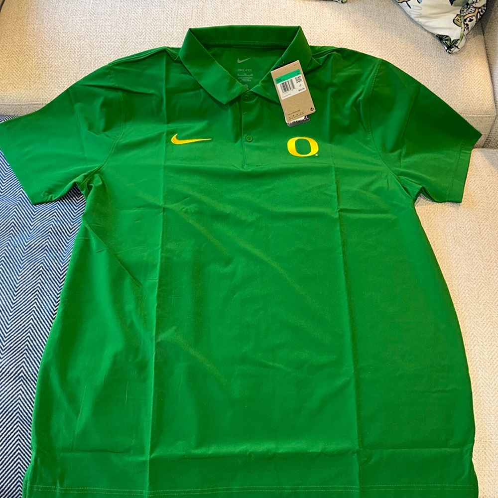 Nike Oregon collared shirt NWT